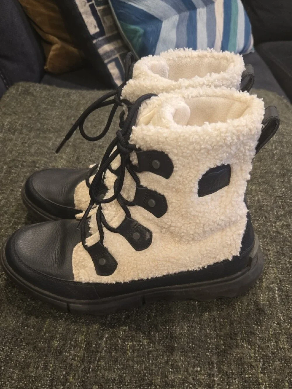 Sorel Black and Cream Sherpa Lace-Up Women's Boots